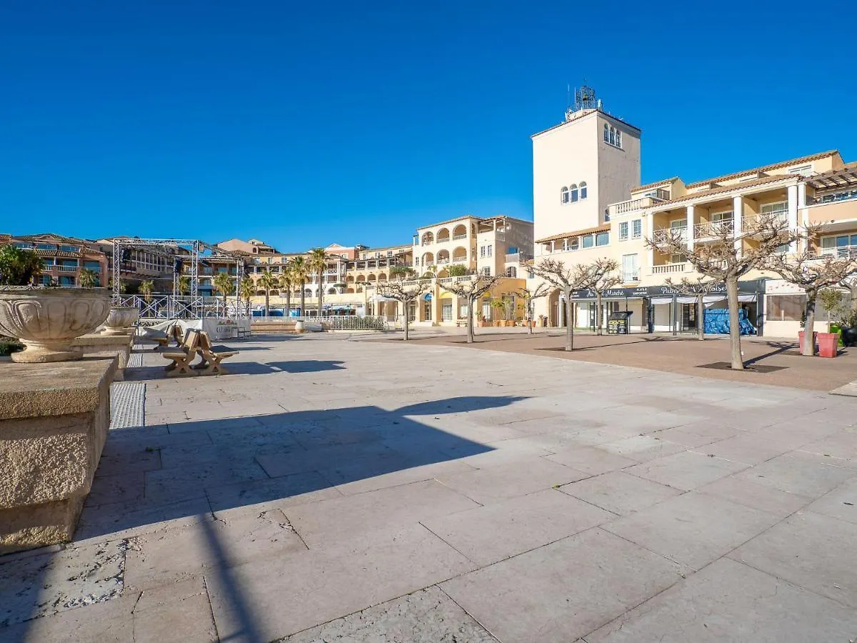Apartment Village Cap Esterel - Le Belvedere-2 By Interhome Saint-Raphael