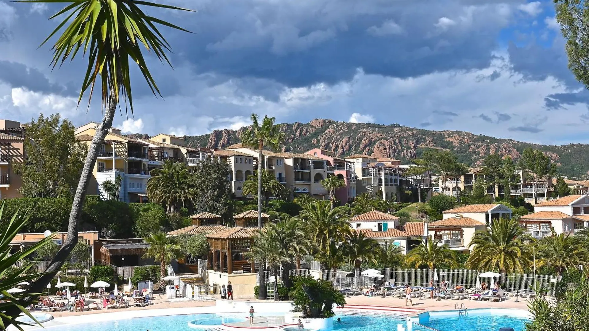 Apartment Village Cap Esterel - Le Belvedere-2 By Interhome Saint-Raphaël